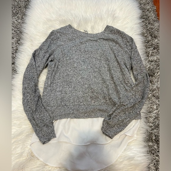 Light Gray & White Layered Sweater - Picture 1 of 1